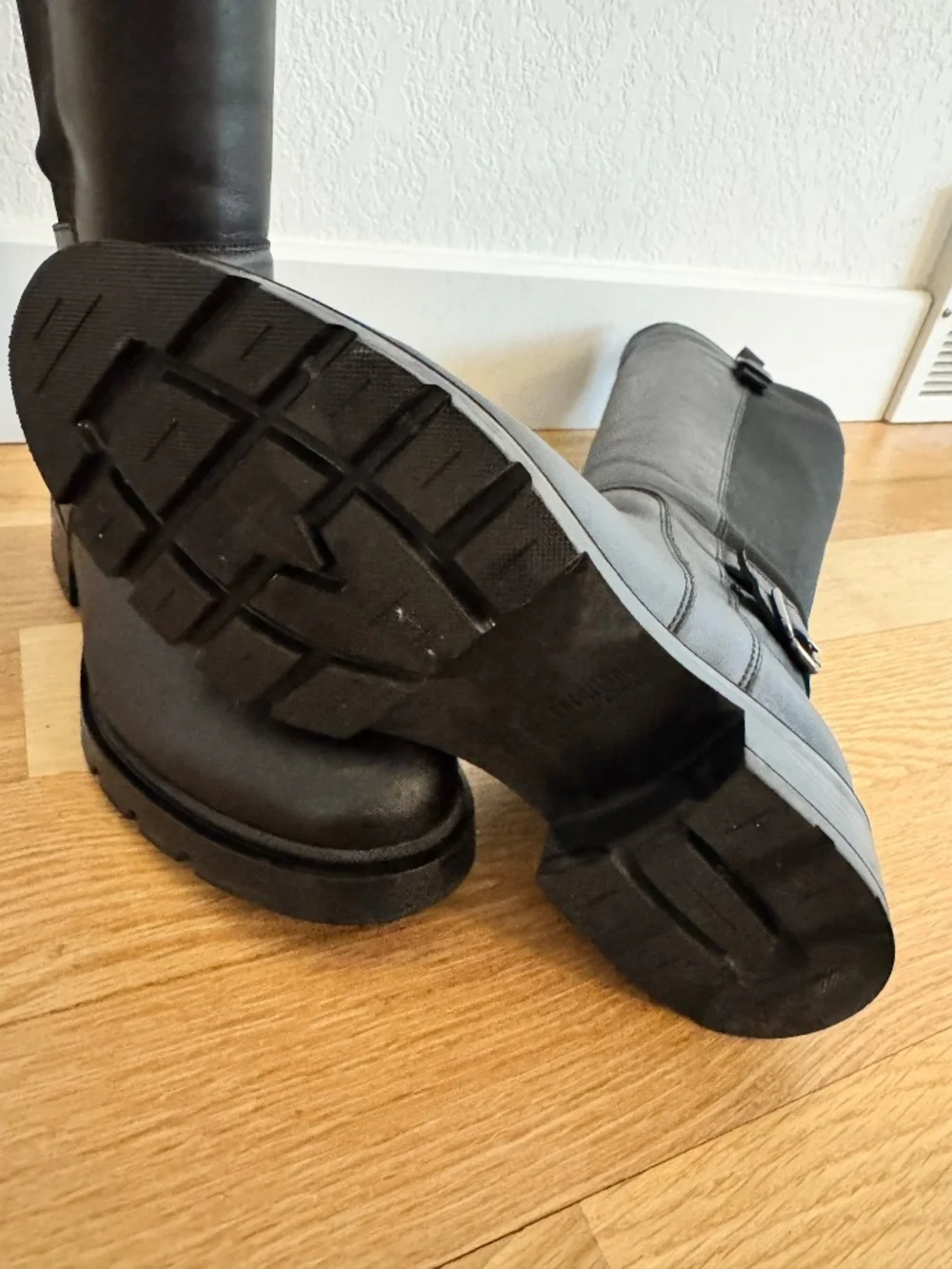 La Canadienne Waterproof City Winter Boot